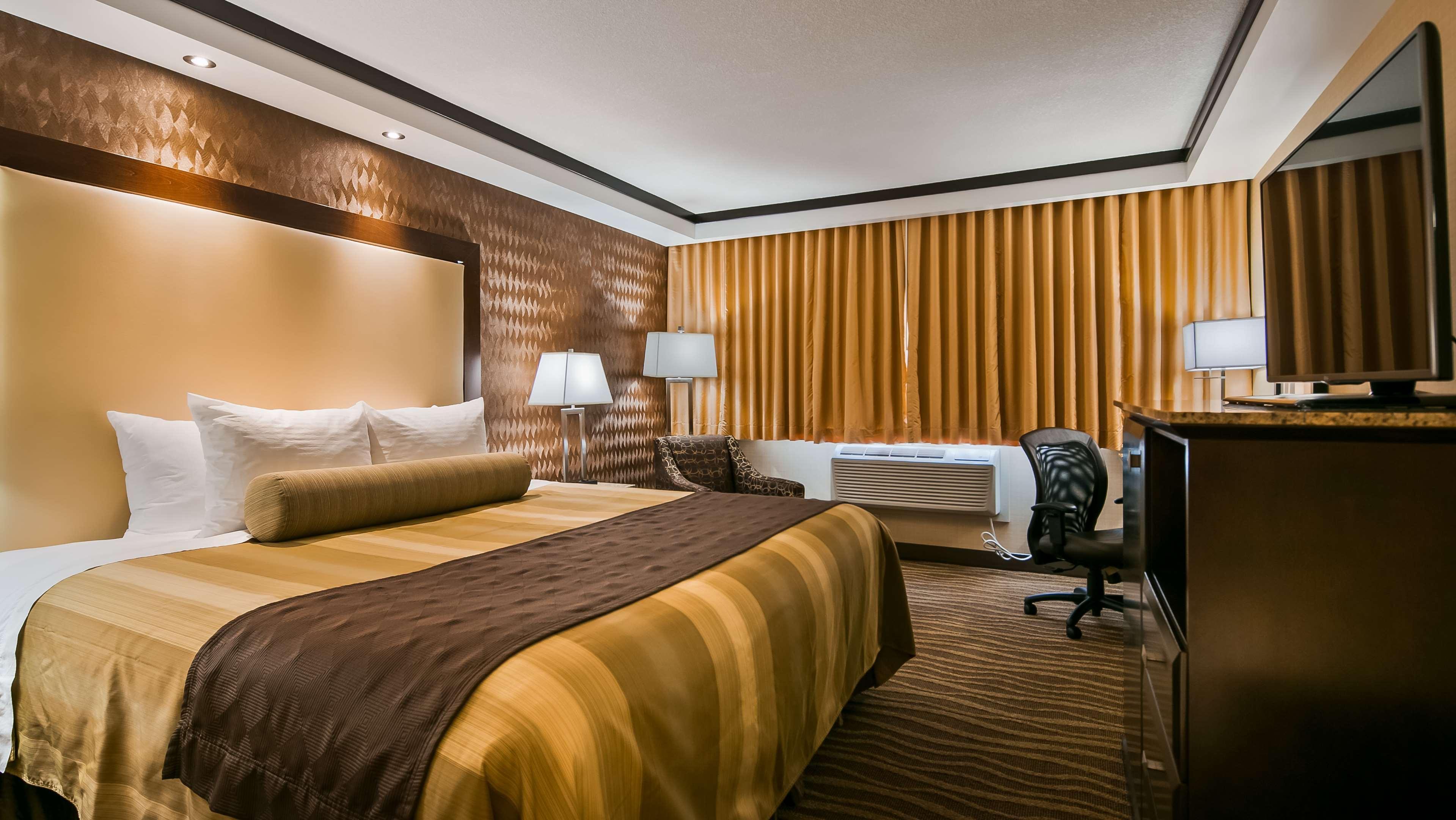 Best Western Plus Edmonton Airport Hotel Leduc Exterior foto